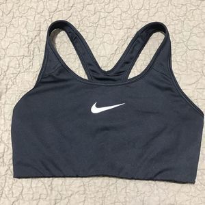 Nike sports bra black size M….S114